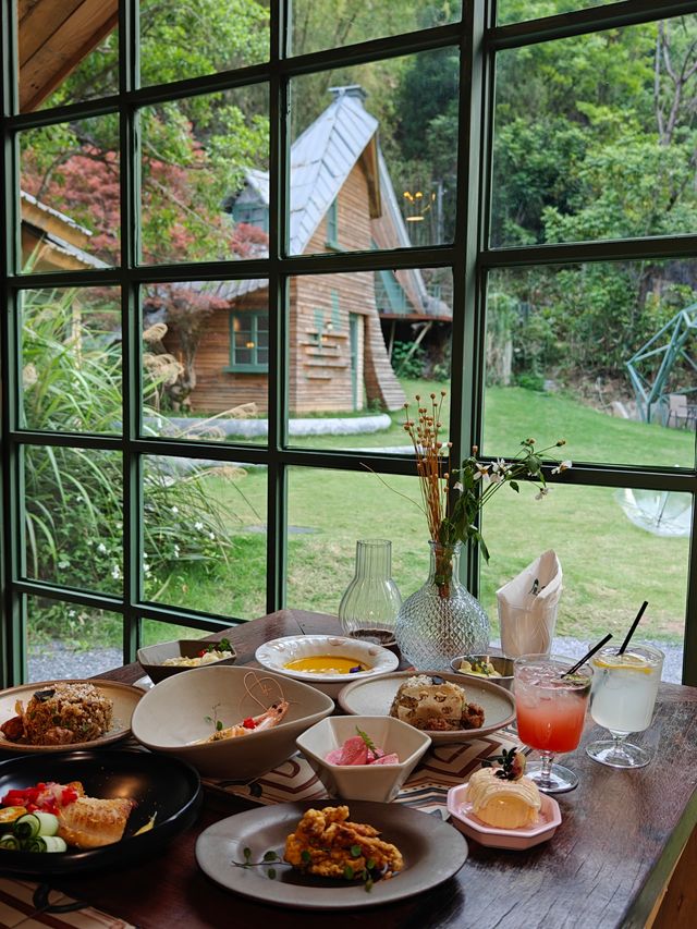 為了這個山景小屋，專門飛了一趟陽朔