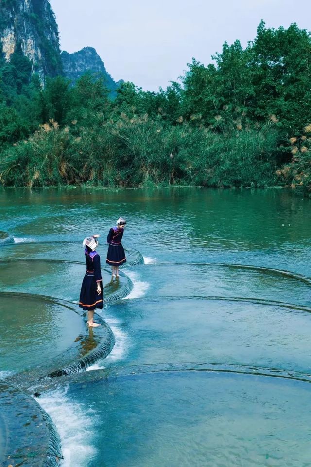 廣西崇左明仕雅居.山水美宿