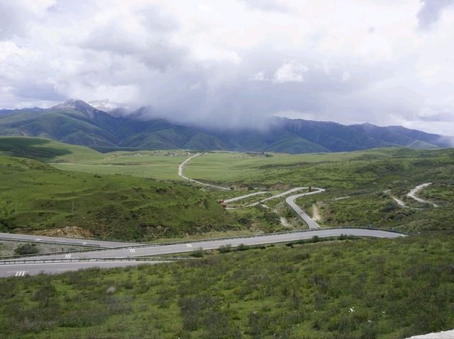 From Ganzi to Luhuo: How to turn 100 km of road into a day of unforgettable experiences