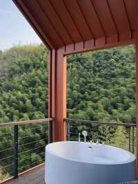 人氣樹屋酒店｜住喺群山之中睇雲海日出