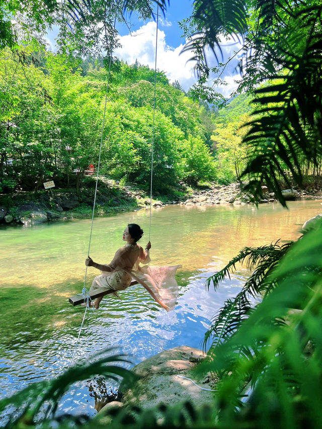 🌊安吉深溪峽谷漂流開箱！設施控狂喜的玩水天花板✨