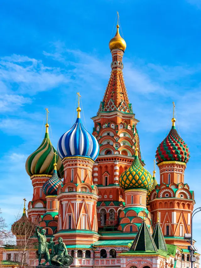 Moscow Survival Guide! These mistakes will really get you deported!