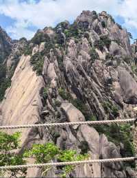 黃山風景區勸退警告：帶老人小孩尤其要注意這3個細節！