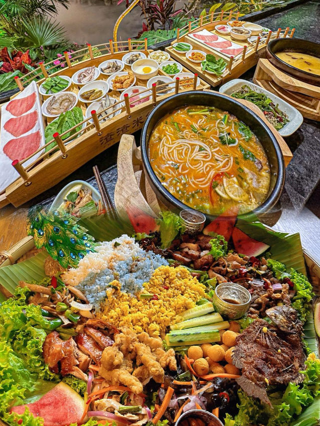 美食配美景/絕美的麗江古城