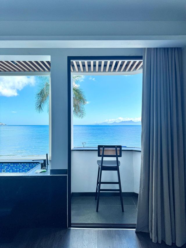 深圳南澳第一沙灘玻璃海