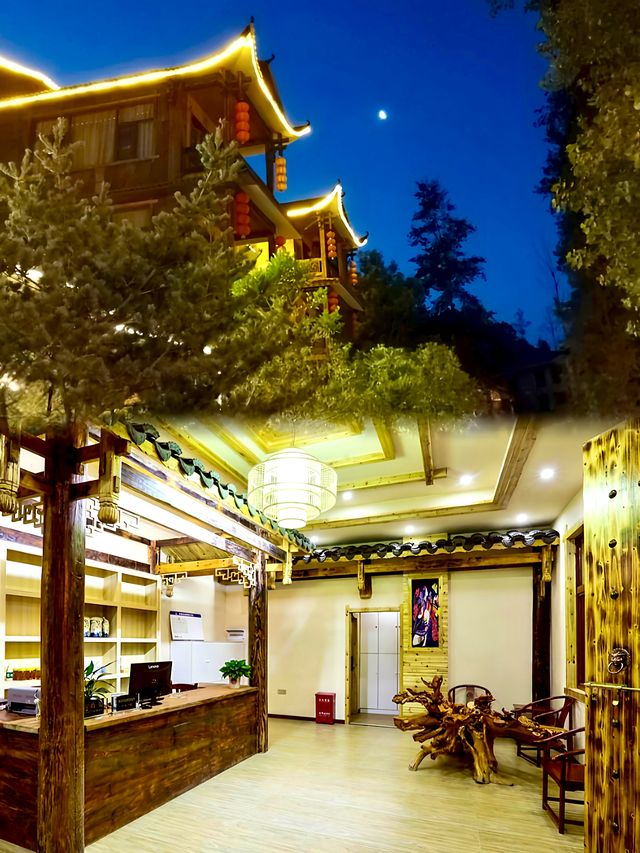 住進百丈峽的山野裡，把張家界的風景藏進日常