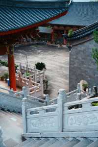 昆明盤龍寺|漫步秋日古寺,邂逅一場禪意慢時光
