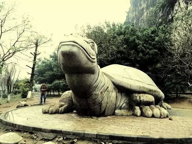 廣西貴港南山寺8天旅遊攻略（預算：3000元）