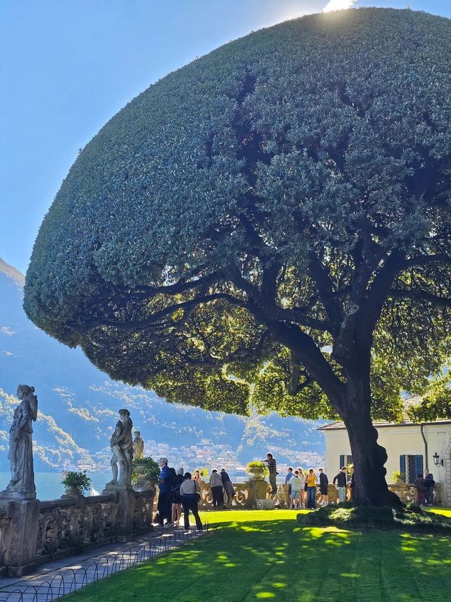 如果浪漫有顏色,一定是科莫湖的克萊因藍 如果浪漫有顏色,一定是科莫湖的克萊因藍