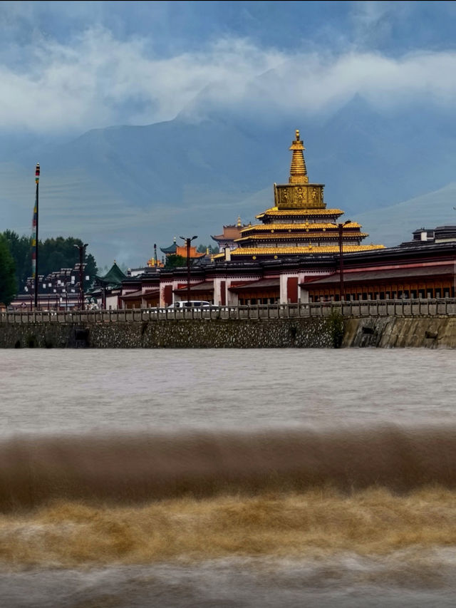 藏式小鎮漫遊指南｜夏河拉卜楞寺的慢時光