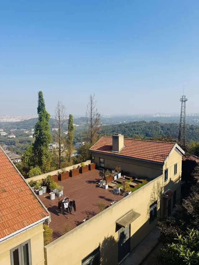 上海 |登佘山之巔,聆聽時光頌詩 上海 |登佘山之巔,聆聽時光頌詩