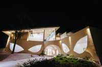 【冬日親子首選】住進現實版童話屋｜壁爐溫泉×農場體驗，解鎖治