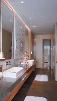 在網紅酒店過生日及除夕 精彩得不要不要的