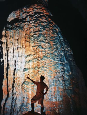 Jiangzhou Underground Gallery in Hechi is free, but never enter without a guide.