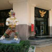 ศาลาเฉลิมกรุง
