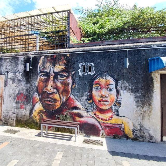 Murals Street 