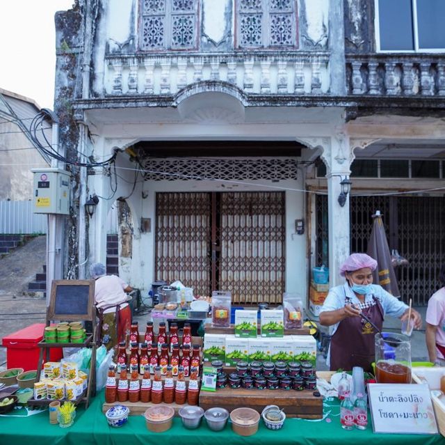 ถนนคนเดินสายวัฒนธรรมเมืองเก่าตะกั่วป่า