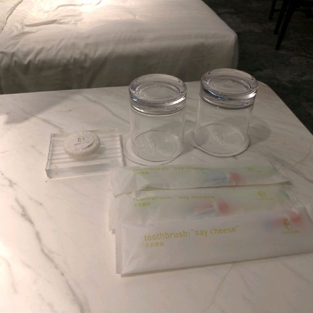 葵涌工業區內的旭逸酒店荃灣