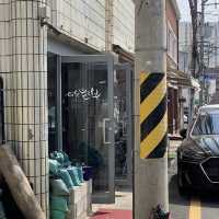 쌍욕라떼로 유명한 이색카페, 울라봉 cafe&pub
