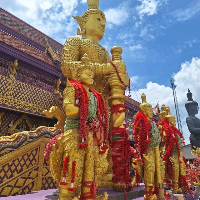 เที่ยวชมวัดบางจาก