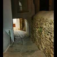 KASTRO: PICTURESQUE QUARTER IN CHORA!