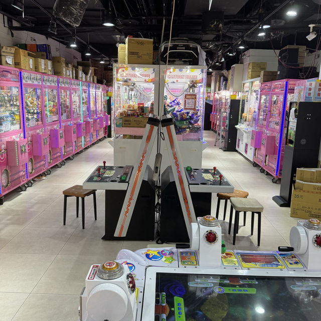 Vintage arcade store!