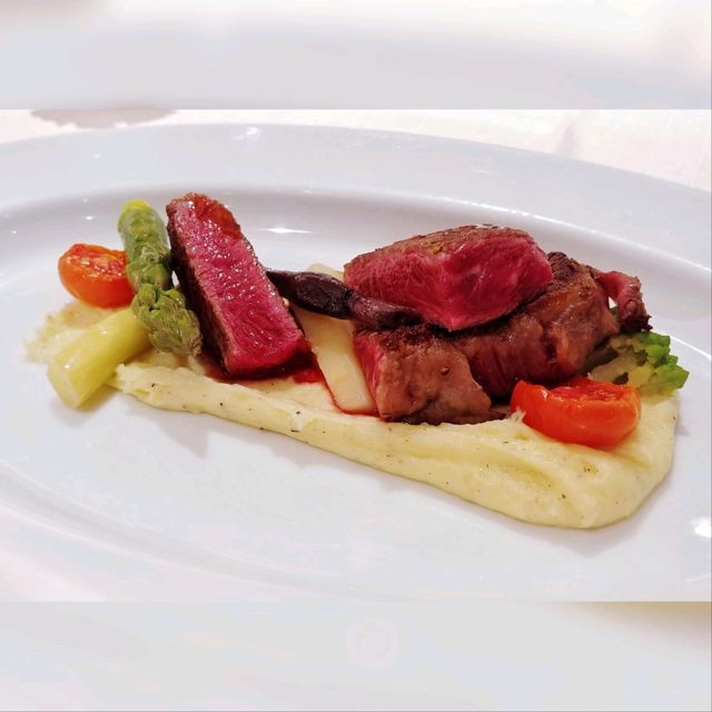 尖東有意外驚喜既法國餐廳~😍