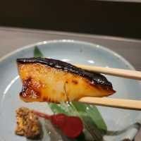 舒適乾淨的 Omakase