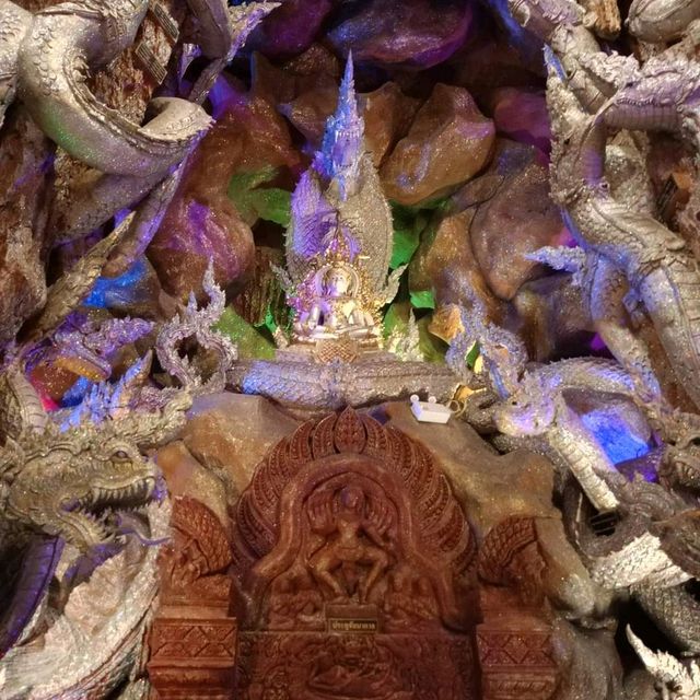 วัดมณีวงศ์ ถ้ำพญานาค จ.นครนายก