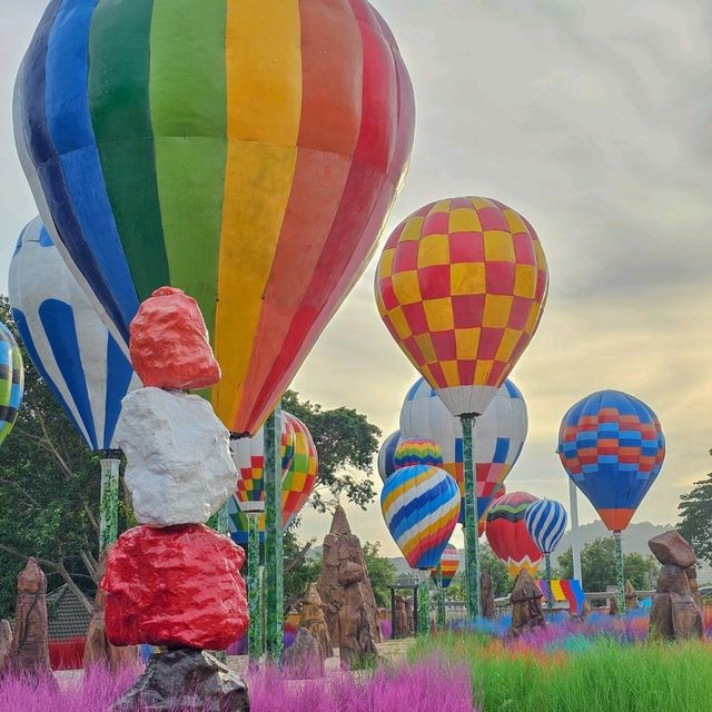 🌈🎈Lighting Art Museum and Balloon Garden Thailand #จุดท่องเที่ยวแลนด์มาร์คใหม่ชลบุรี