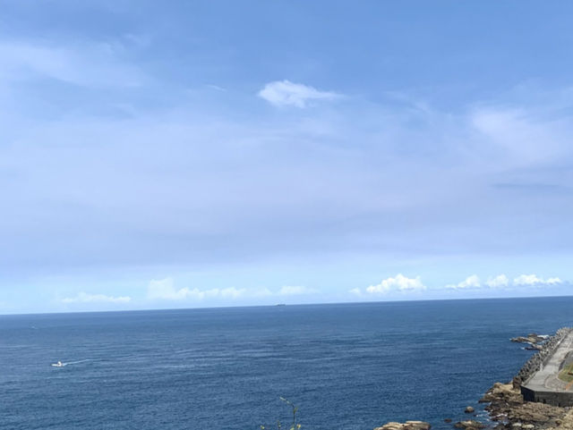 🌊  基隆望幽谷濱海步道，大海的擁抱 🏖️