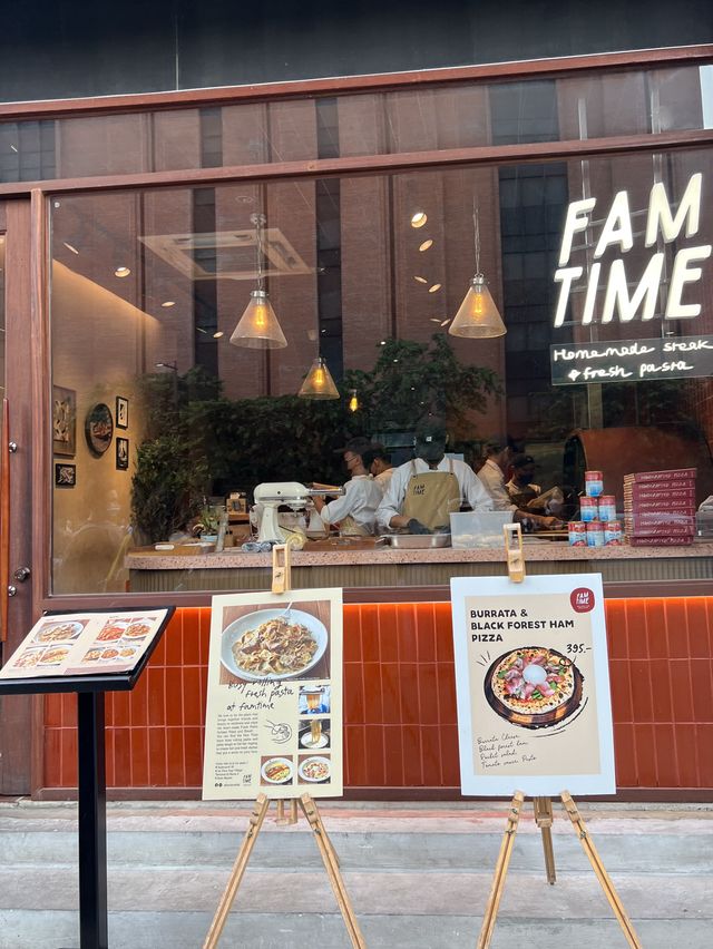 รีวิว FamTime @ Siam Square