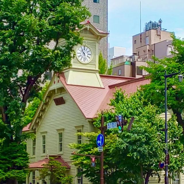 🕰️ 오르골 소리와 자명종 소리가 매력적인 삿포로시 시계탑 💕