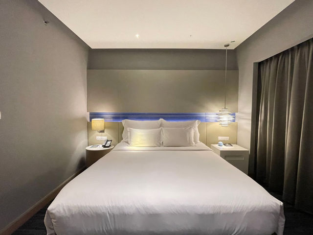 Pullman Kuala Lumpur City Centre - Hotel
