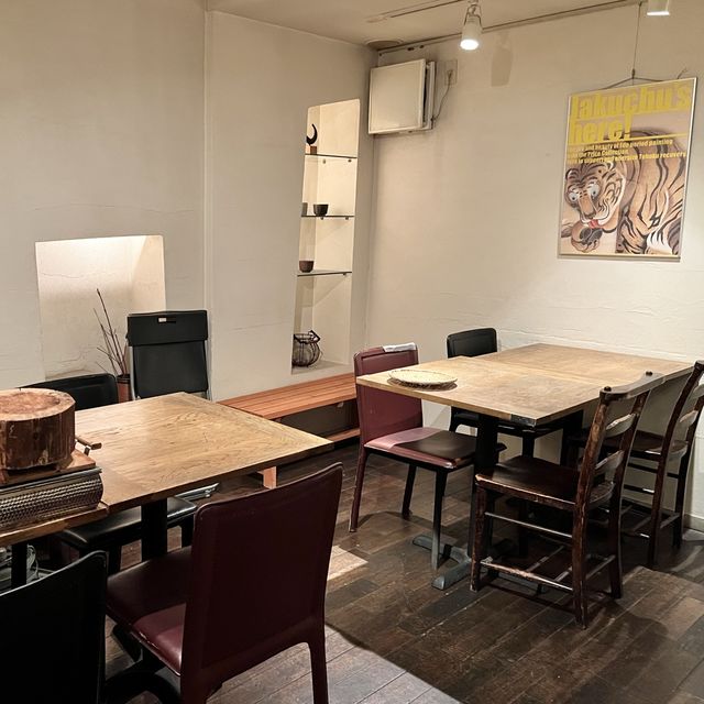 《東京 西麻布》全国の焼酎が勢揃いの隠れ家！