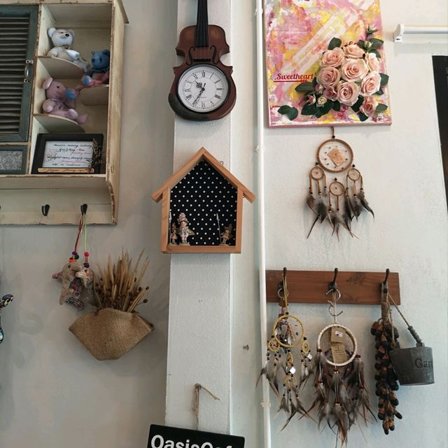 Oasis Handmade Cafe' คาเฟ่สุดน่ารักกลางเมืองพังงา
