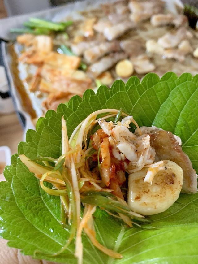 南大門裏路地の『おいしい三枚肉』