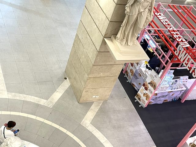 Terminal 21