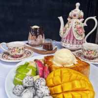 The Mystery Café 