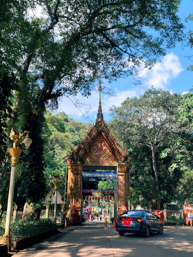 ย้อนเวลาไปวัดถ้ำเชียงดาว