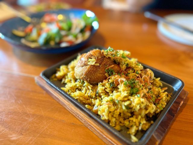 A visit to Greek in Bangkok 💙🤍💙🤍