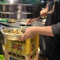 新鮮即磨生葵，生菜包燒肉簡直一流！