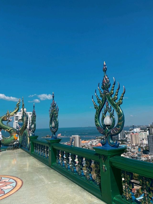 สำนักสงฆ์เขาพระครู ศรีราชา