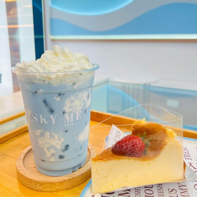 Sky Me Cafe ร้านกาแฟ มหาลัยรังสิต 