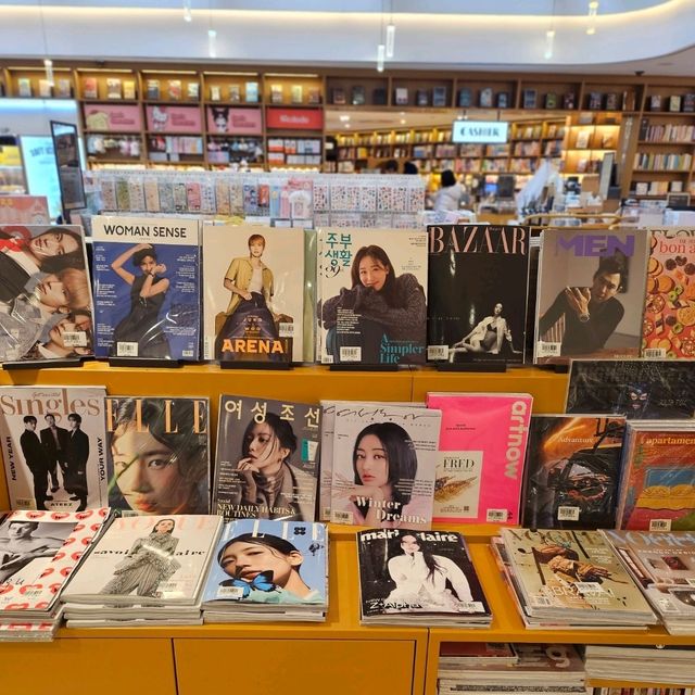 연인과 함께 독서 데이트 아크앤북 동탄호수점