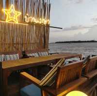 “บ้านเมษา” ร้านอาหารวิวแม่น้ำเจ้าพระยา