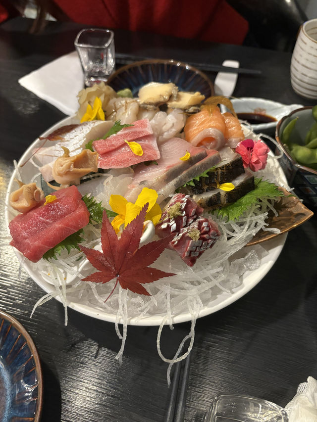 겨울 일본여행을 온듯한 고급진 인테리어의 일식집