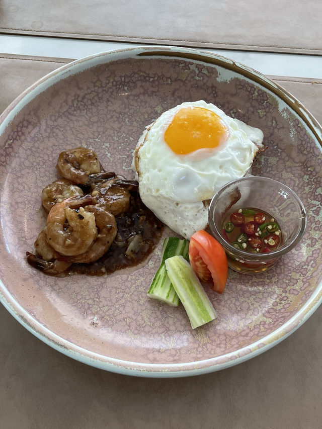 Once Hotel Bangkok สไตล์คลาสสิคพร้อม Rooftop เก๋ๆ
