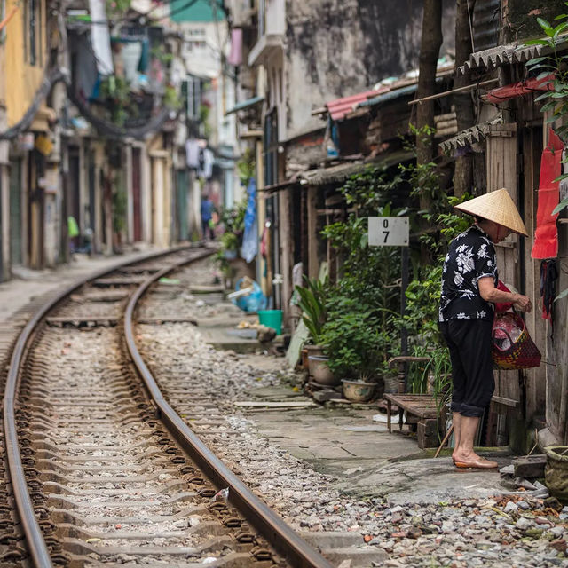 🤩 Discover Hanoi Train Street