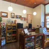 「Pause Cafe」：復古裝潢、懷舊氛圍，追求文化底蘊的咖啡愛好者的最愛